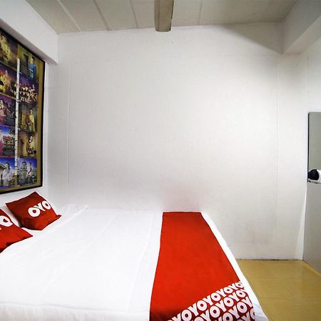 Oyo 560 Chang Hostel Suvarnabhumi Бангкок Экстерьер фото