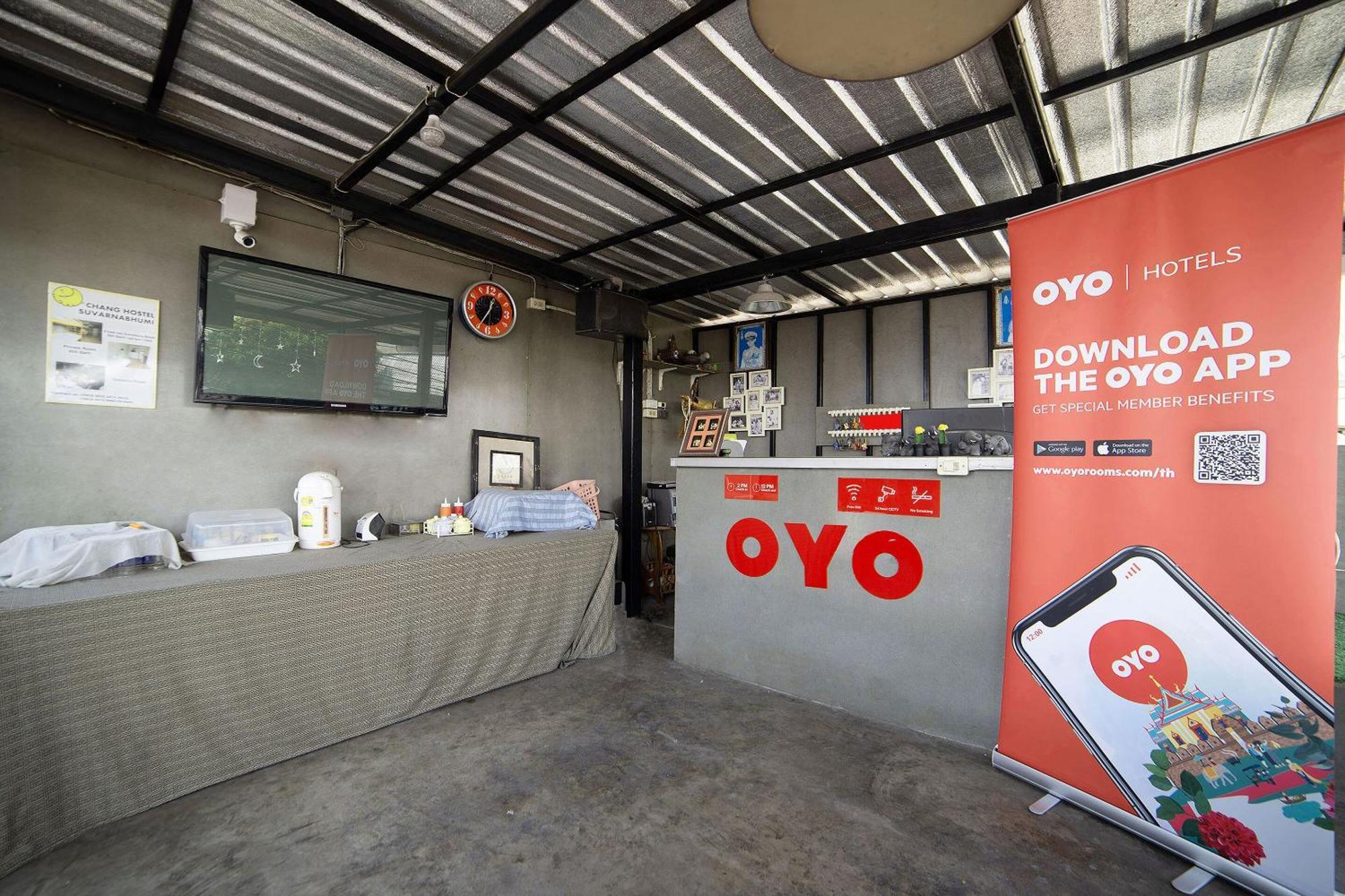 Oyo 560 Chang Hostel Suvarnabhumi Бангкок Экстерьер фото